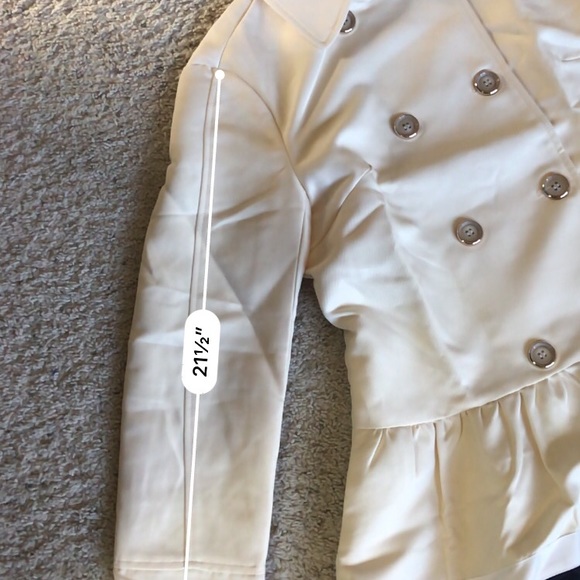 Beautiful Ivory Ruffle Trench 1 medium - Picture 5 of 8